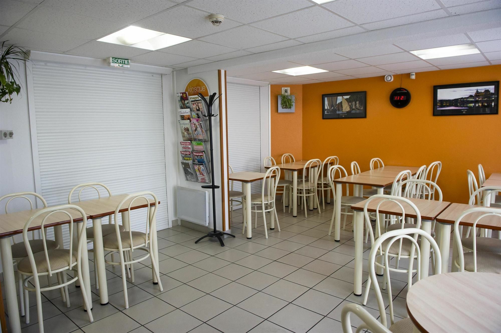 Premiere Classe Orleans Ouest - La Chapelle St Mesmin La Chapelle-Saint-Mesmin Exterior foto
