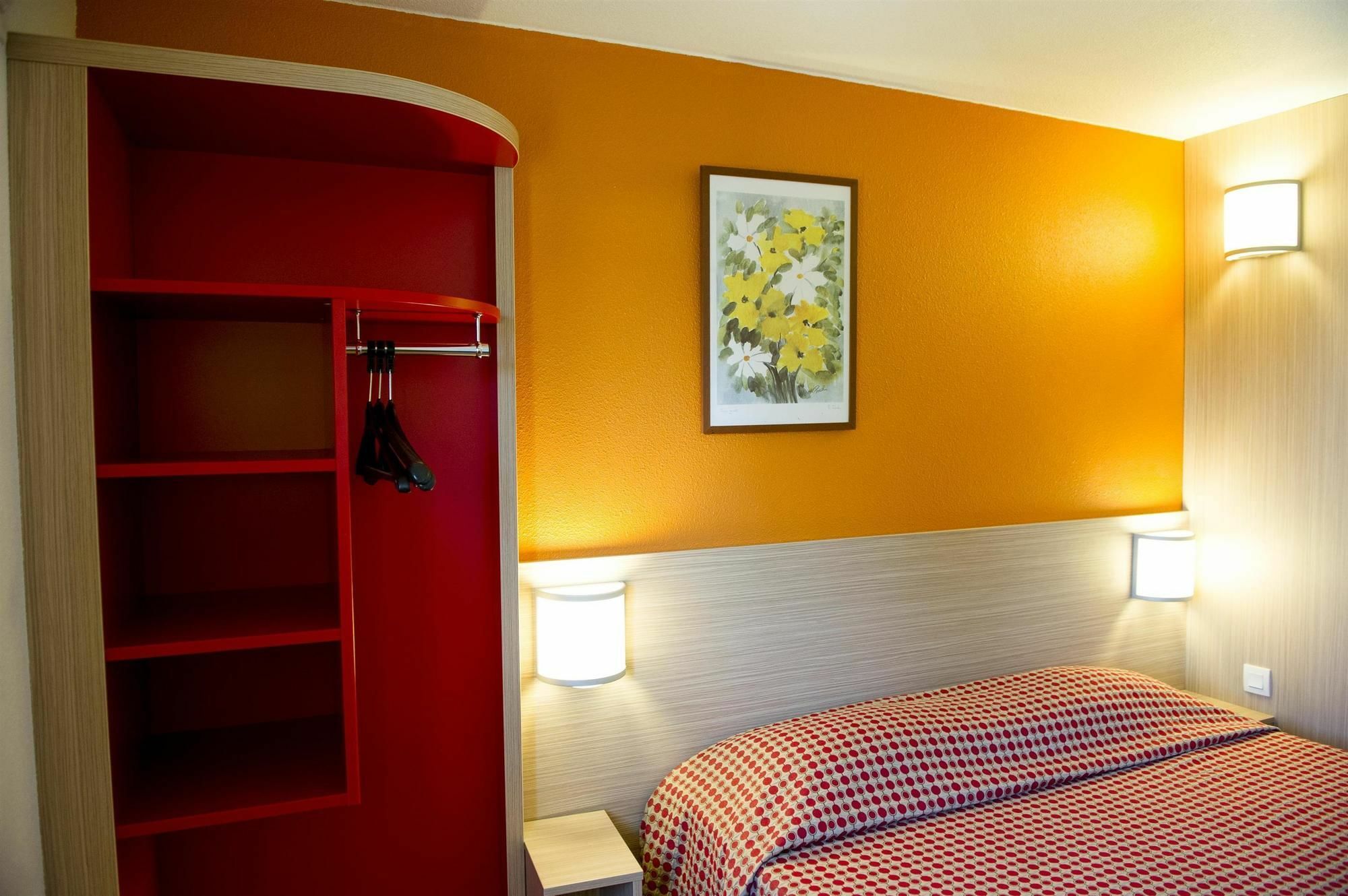 Premiere Classe Orleans Ouest - La Chapelle St Mesmin La Chapelle-Saint-Mesmin Exterior foto